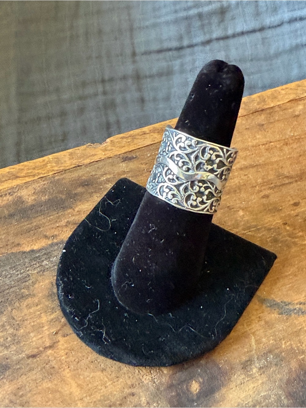 Silpada Silver Filigree Wide Band Ring - Black and Silver